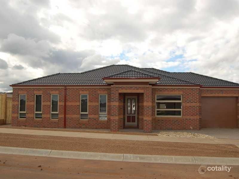 2/14 College Sq, Bacchus Marsh, VIC 3340
