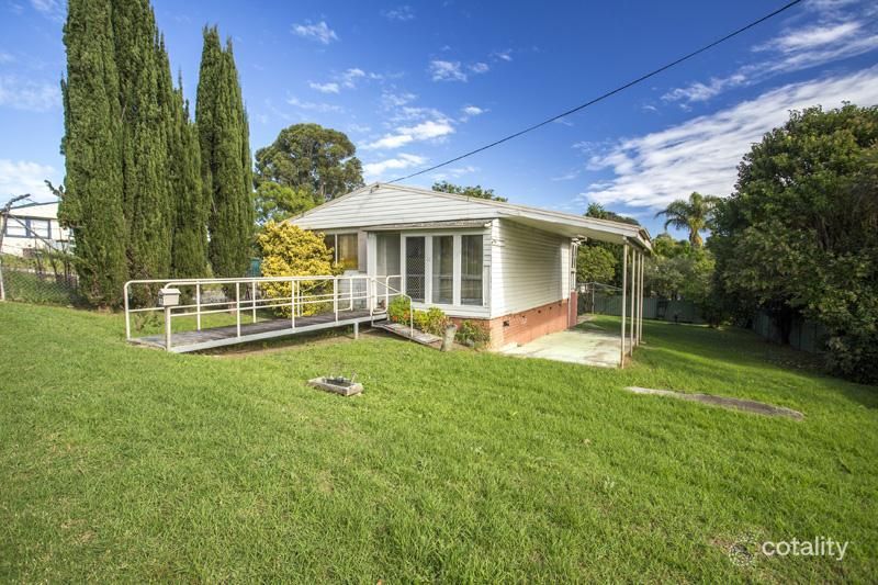 12 Gregory St, Batemans Bay, NSW 2536