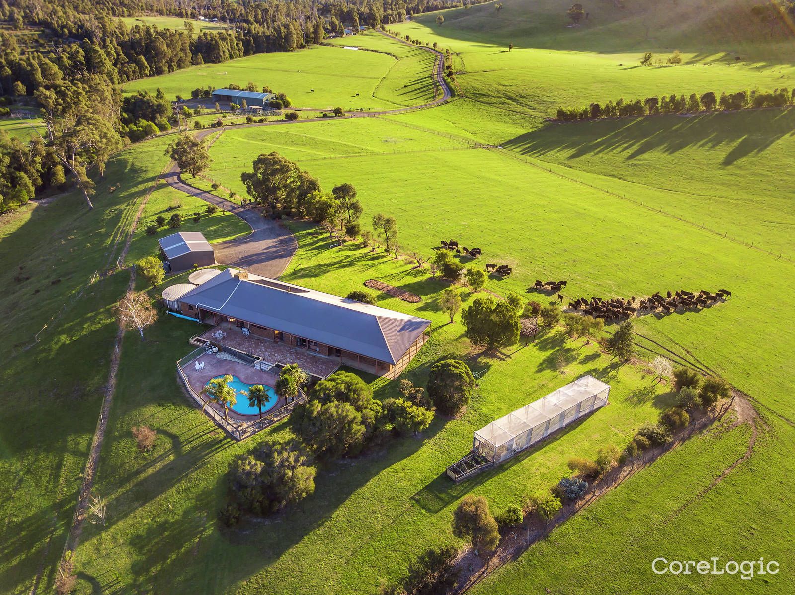 152 Odeas Rd, Strathewen, VIC 3099