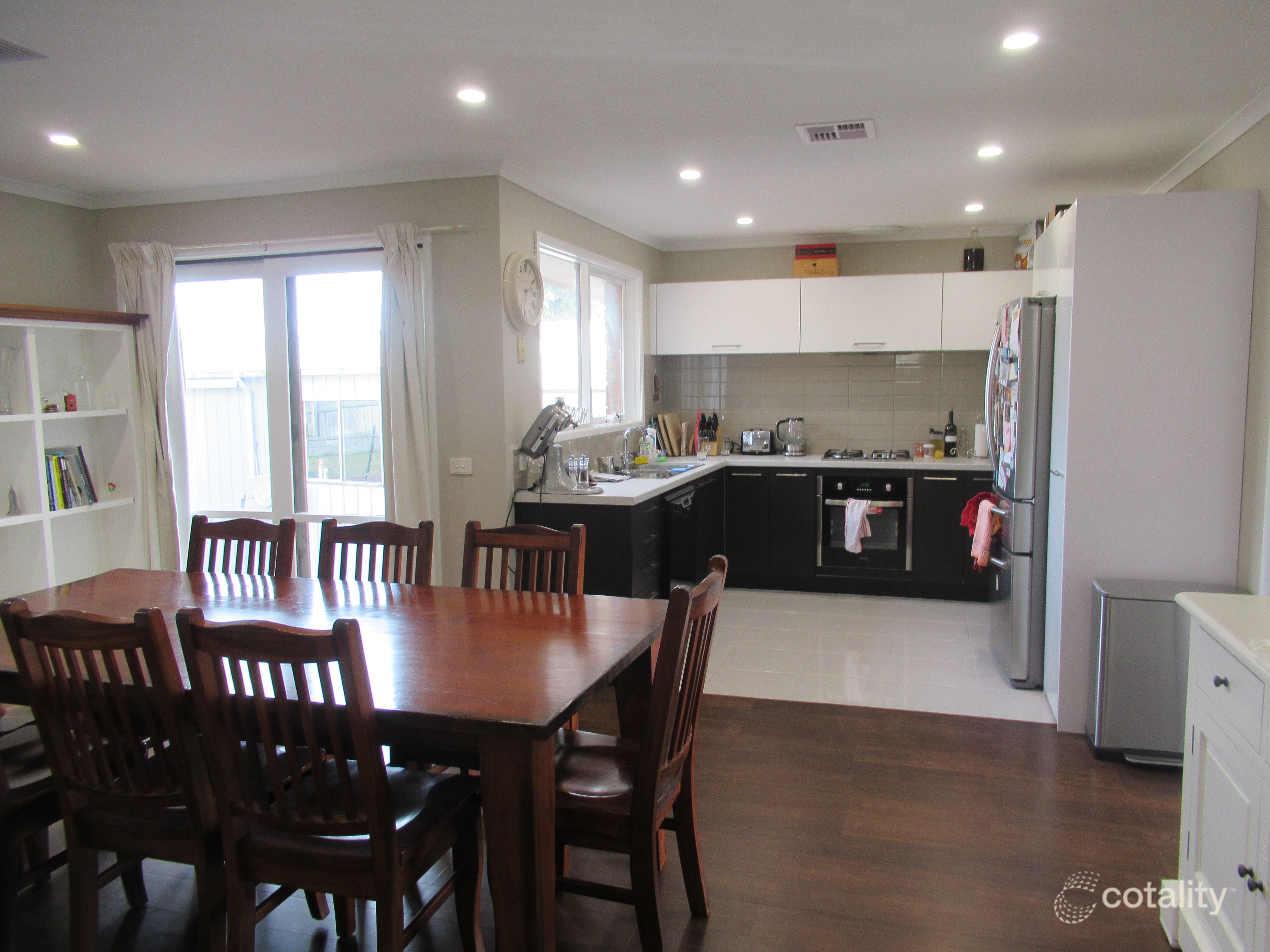 16 Manna Gum Ct, Carrum Downs, VIC 3201