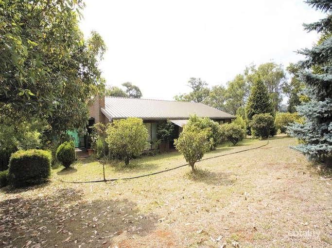 150 Monbulk-Seville Rd, Silvan, VIC 3795