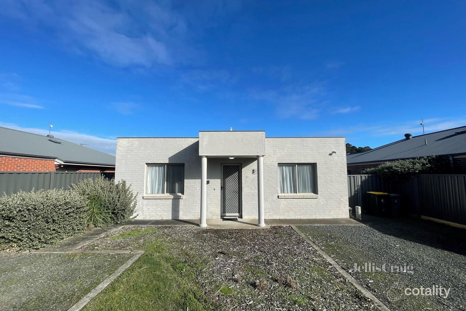 9 Jemacra Pl, Mount Clear, VIC 3350