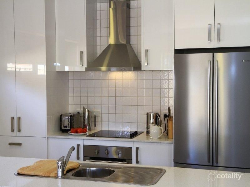 11 Mcmahon St, Heathcote, VIC 3523