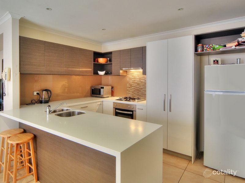 7 Napier Pl, Forest Lake, QLD 4078