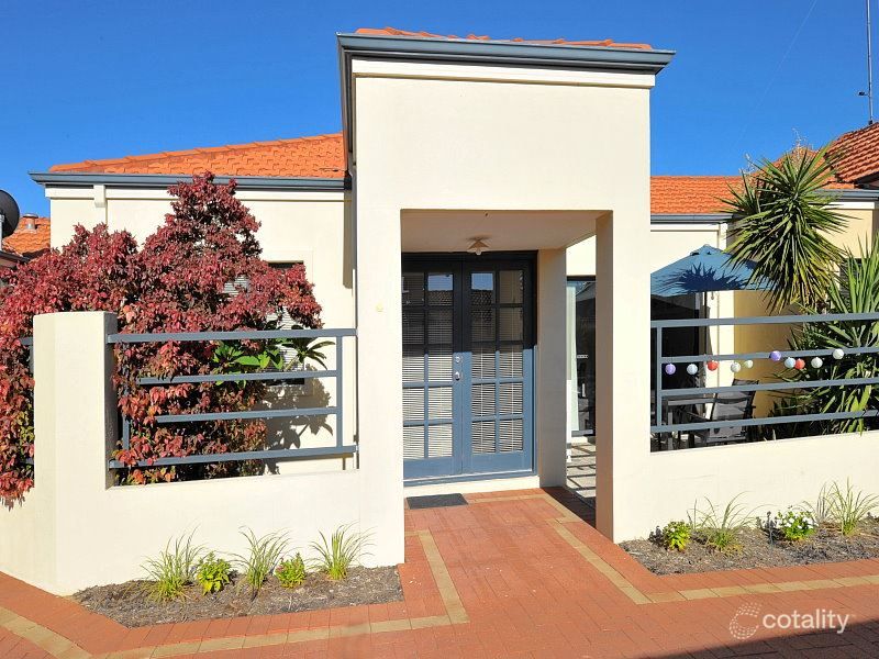 4/9 Hackett St, Mandurah, WA 6210