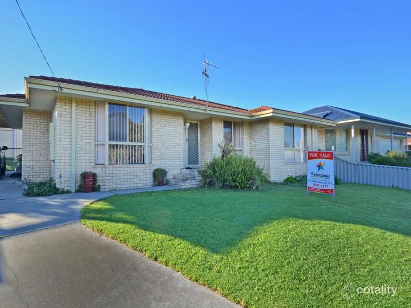 36 Barnesby Dr, Yakamia, WA 6330