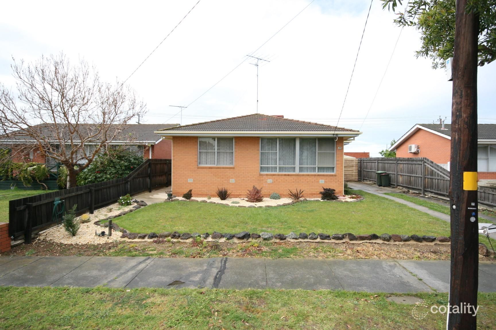 25 Young St, Breakwater, VIC 3219