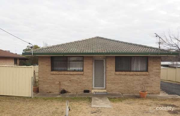 1/3 Church Ave, Uralla, NSW 2358