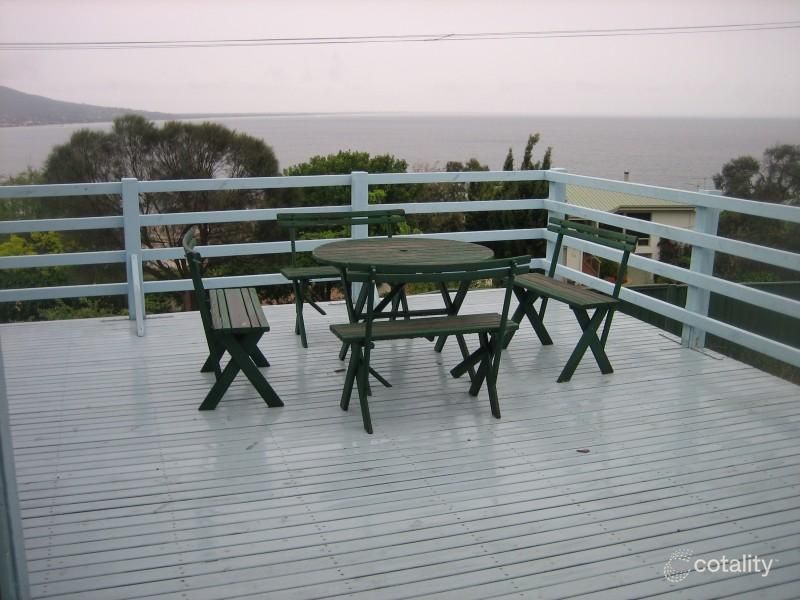 8 Ellerina Rd, Mount Martha, VIC 3934