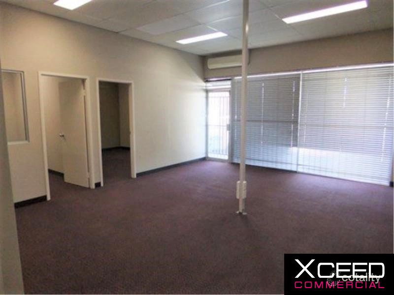 2/1 Irwin Rd, Wangara, WA 6065