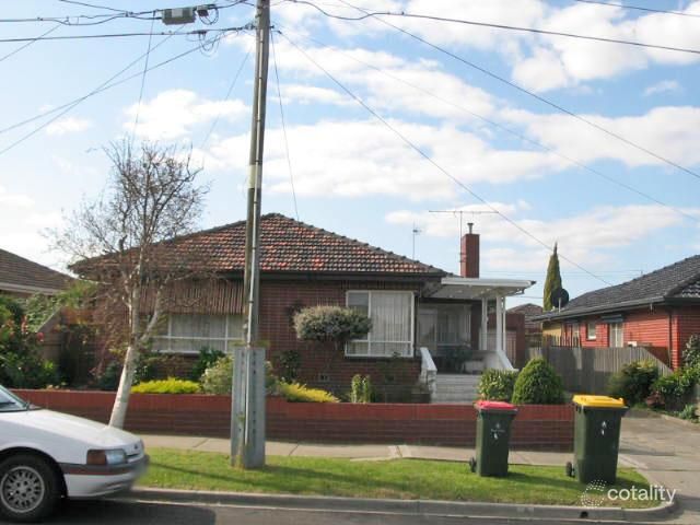 4 St Raphael St, Avondale Heights, VIC 3034