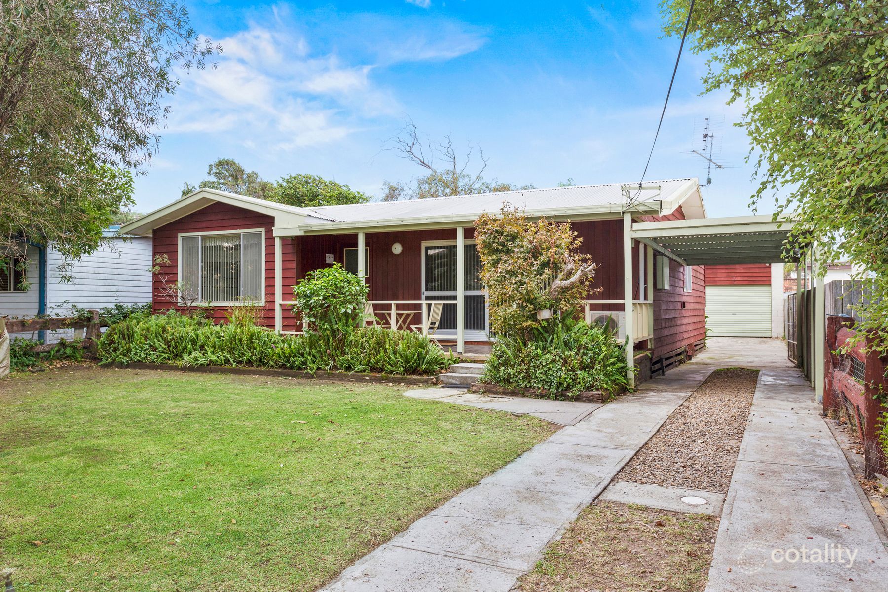 30 Kingston Pl, Tomakin, NSW 2537