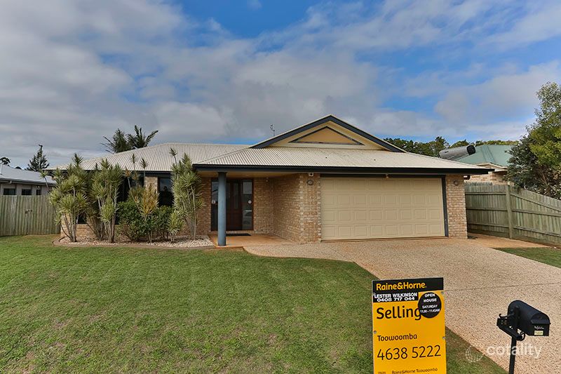 14 Shelton Cres, Kearneys Spring, QLD 4350