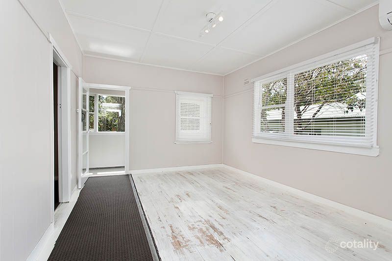 8 Fifth St, Scarborough, NSW 2515