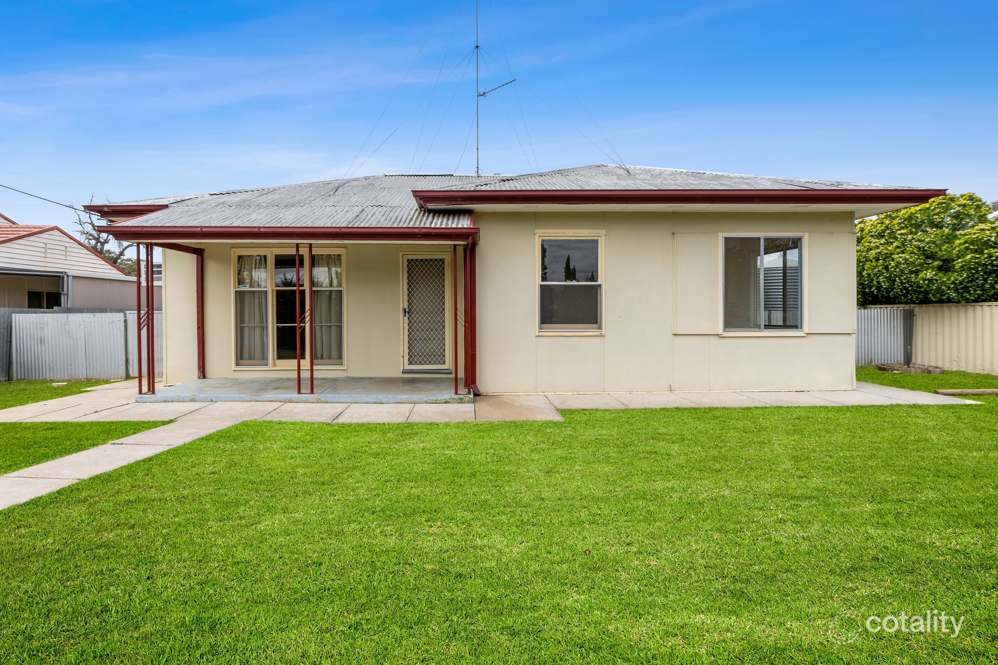 54 Sixteenth St, Renmark, SA 5341