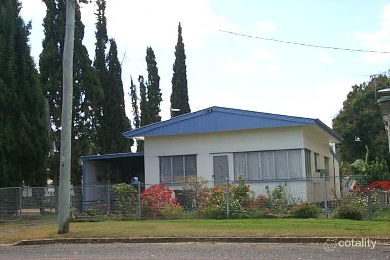 169 West St, Allenstown, QLD 4700