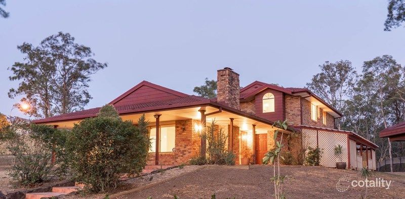 26 Honeyeater Cres, Moggill, QLD 4070