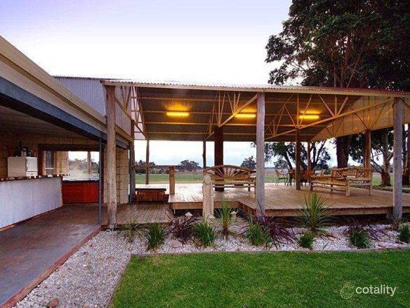 713 Gale Rd, Kaloorup, WA 6280