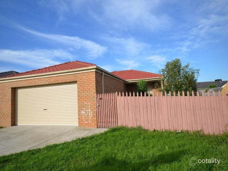 7 Tarragon Ct, Lynbrook, VIC 3975