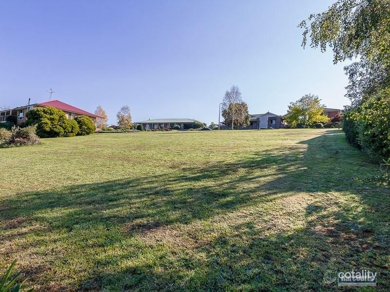 9 Burtonwood Ct, Neerim South, VIC 3831