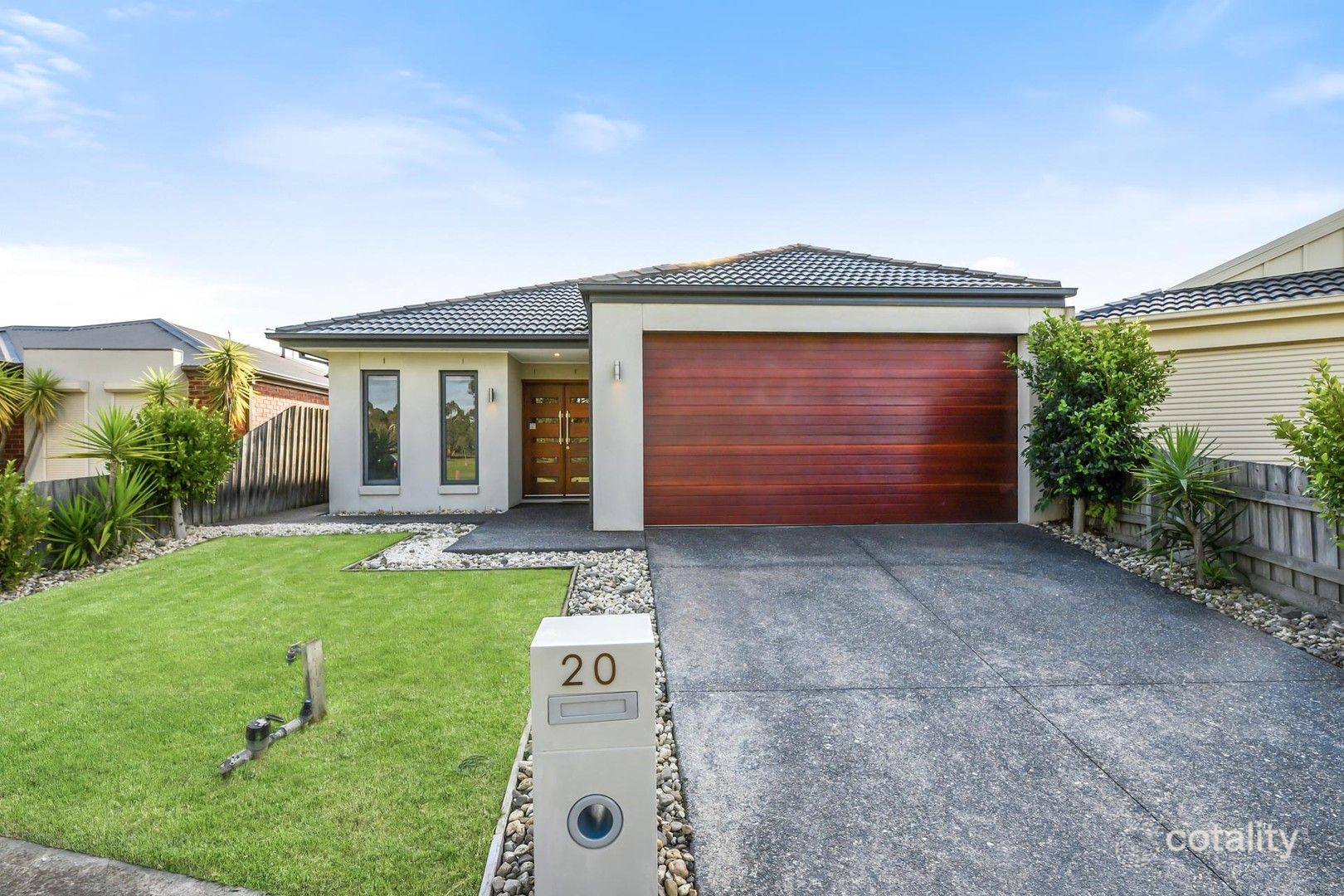 20 Hammerwood Grn, Beaconsfield, VIC 3807