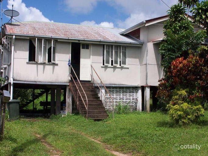 15 Black St, Tully, QLD 4854