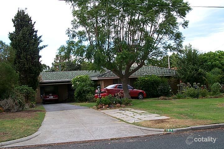 33 Davenport Rd, Booragoon, WA 6154