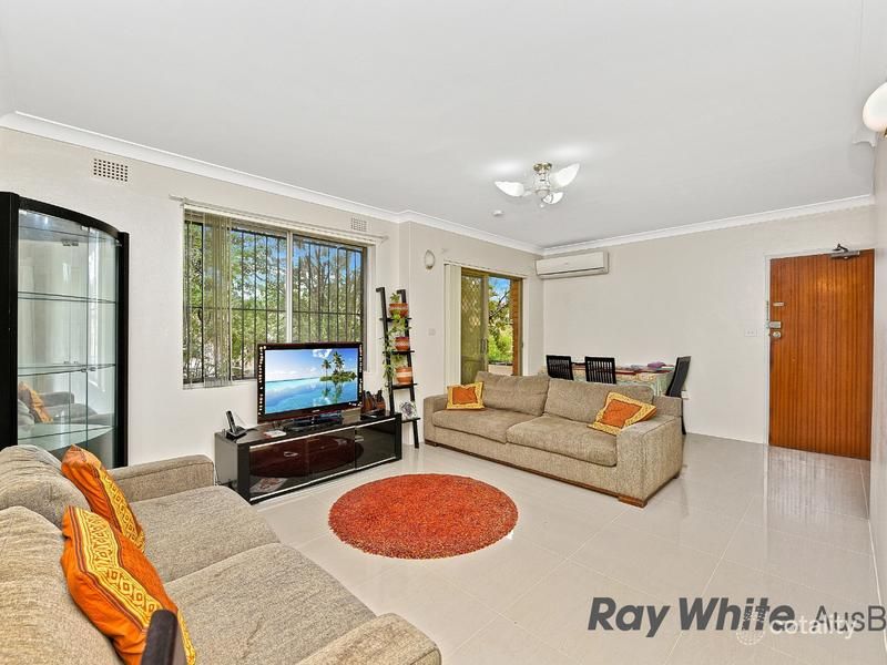 2/1 Hampden Rd, Lakemba, NSW 2195
