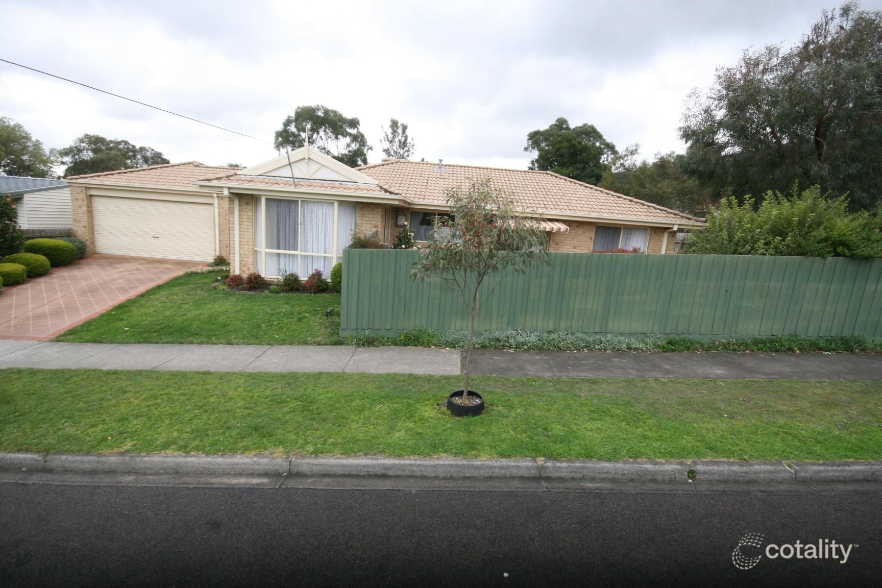 49 Doysal Ave, Ferntree Gully, VIC 3156