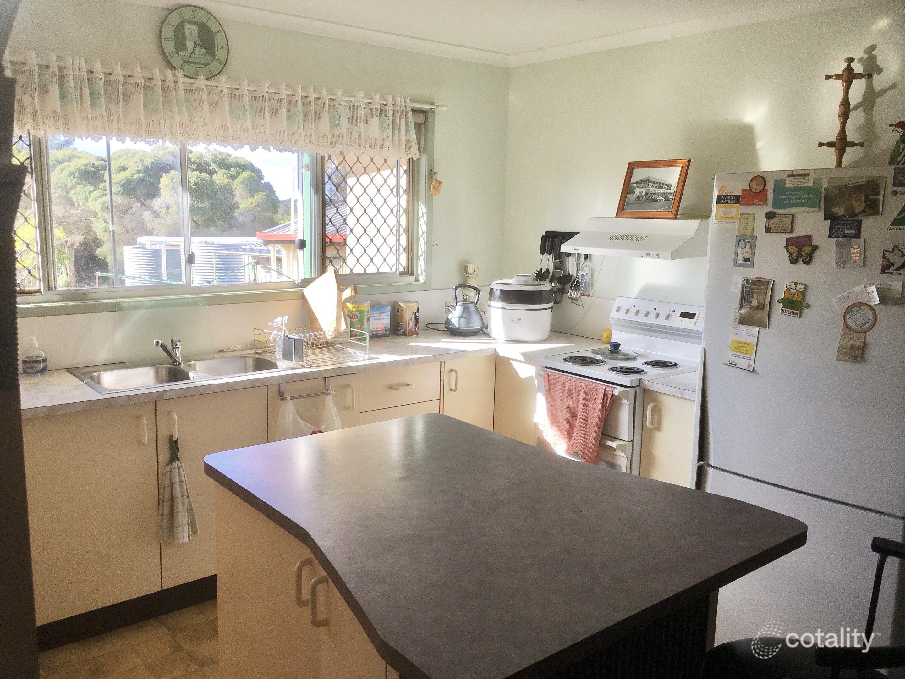 11 Donald Ct, Yarraman, QLD 4614