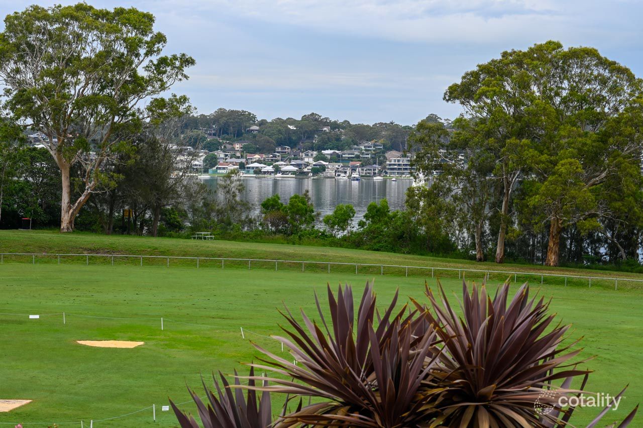 28 Roy Ave, Bolton Point, NSW 2283