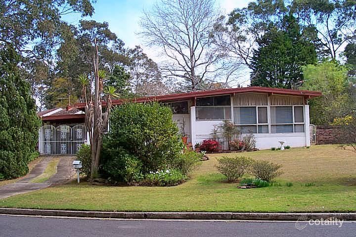 27 John Savage Cres, West Pennant Hills, NSW 2125