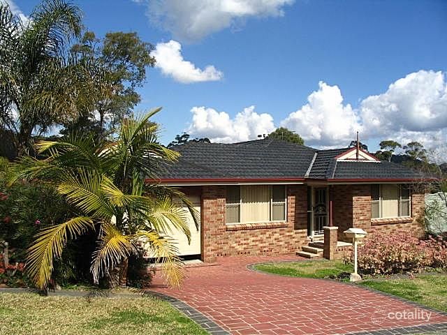 8 Day Dawn Pl, Erina, NSW 2250