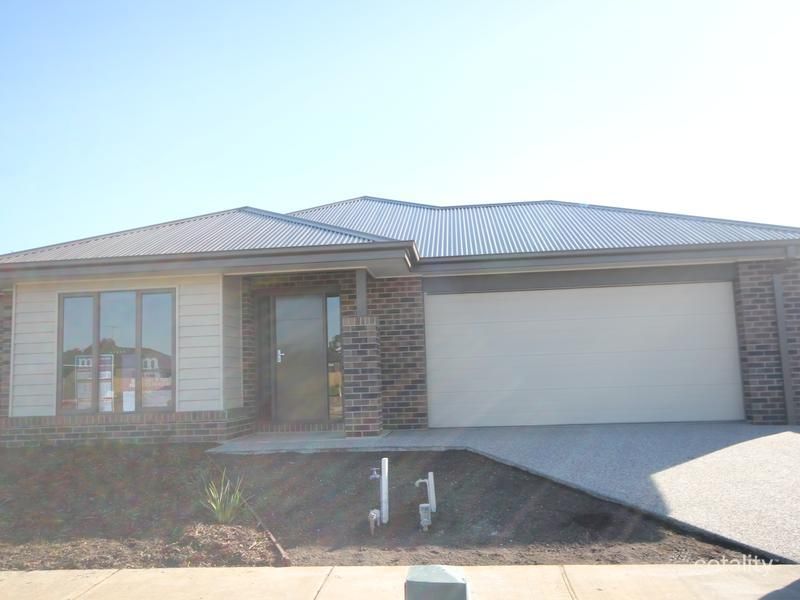 12 Bridgewater Cct, Armstrong Creek, VIC 3217