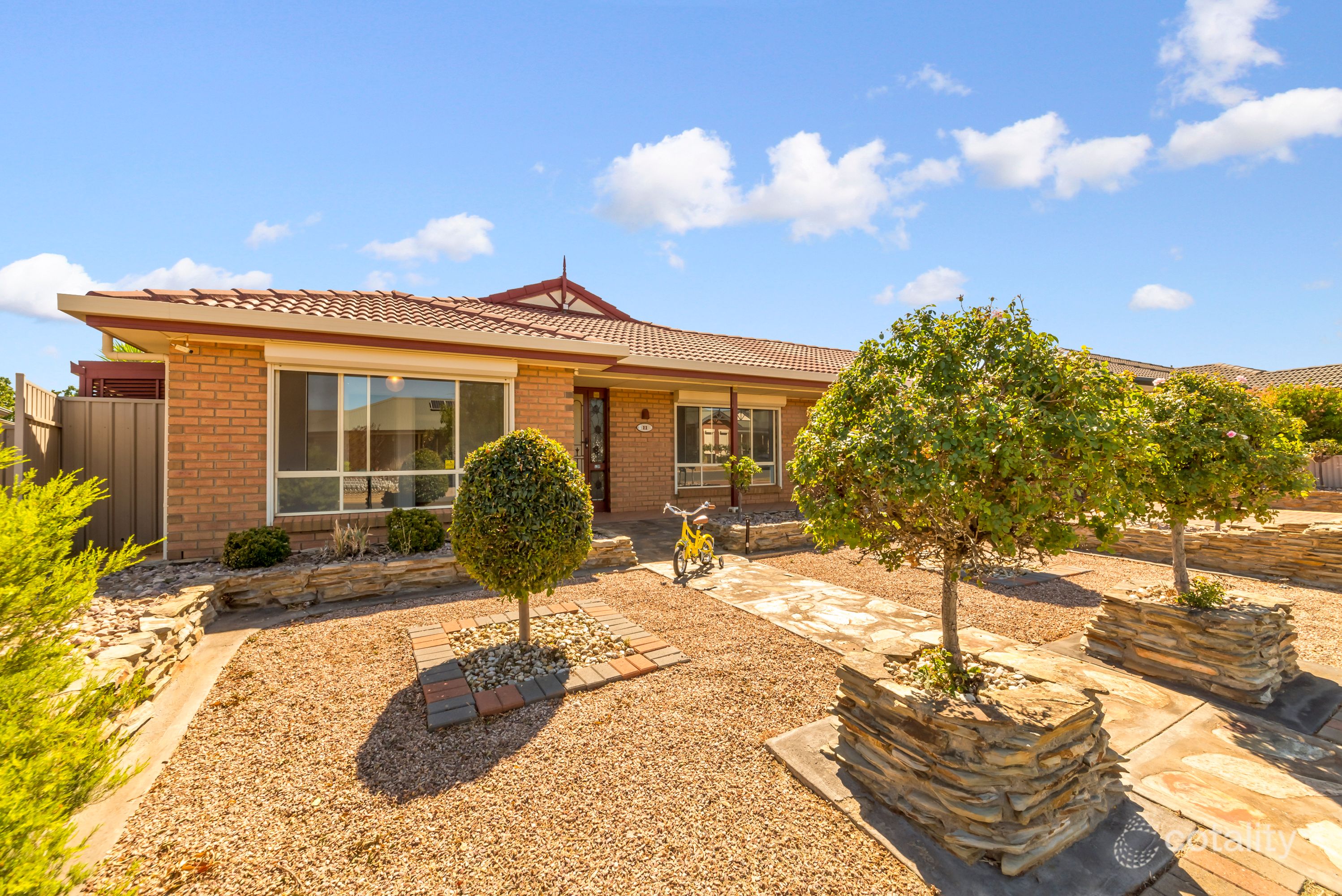 11 Thiele Cres, Evanston Park, SA 5116