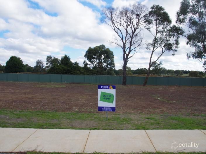 16 Tanderra Ct, Miners Rest, VIC 3352