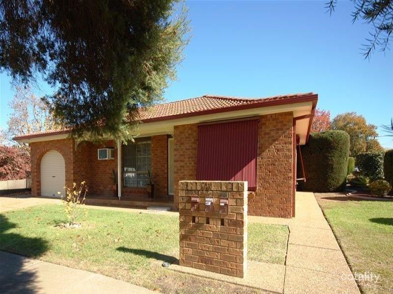 1/22 Graham St, Lake Albert, NSW 2650