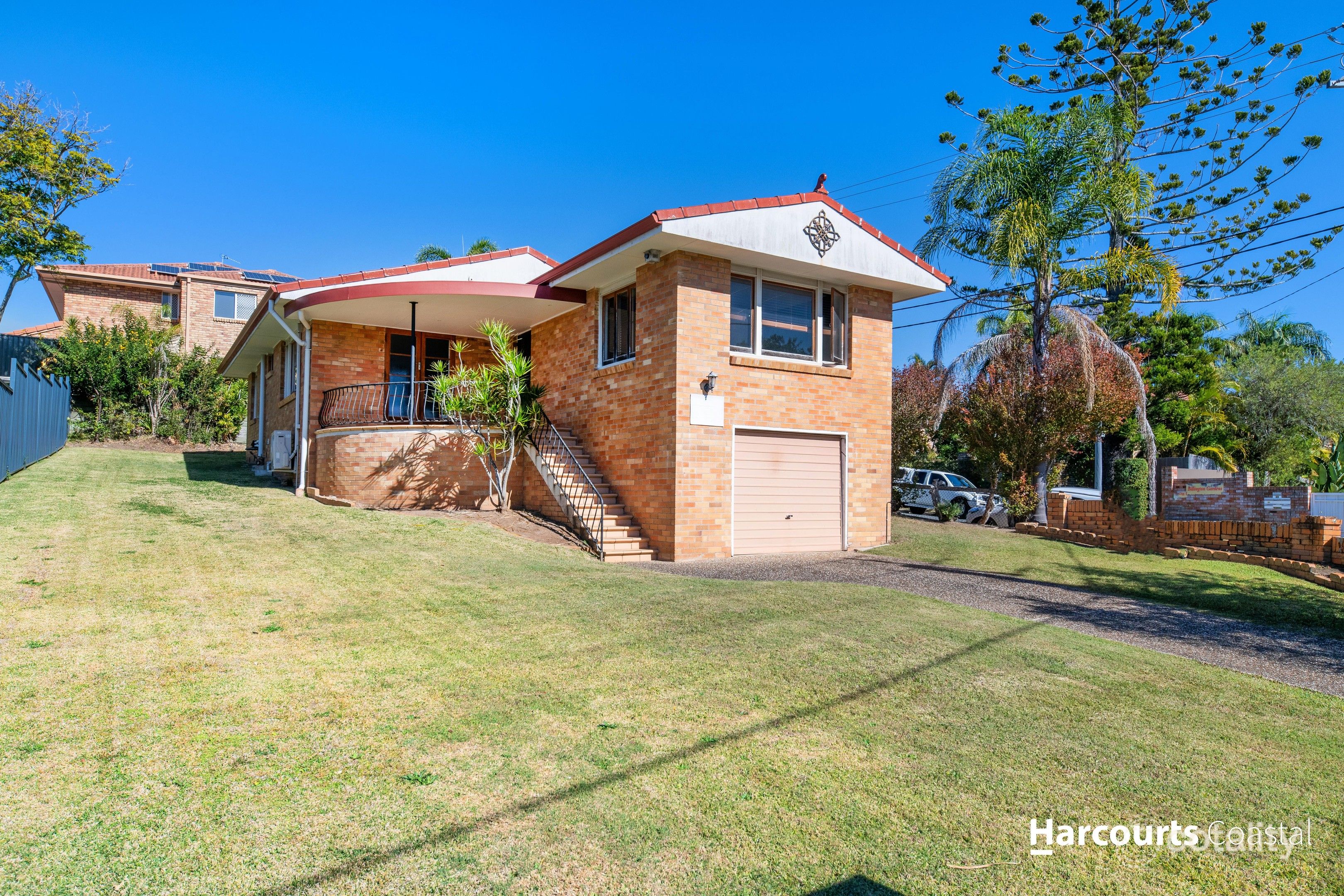 12 Penrock Pde, Labrador, QLD 4215