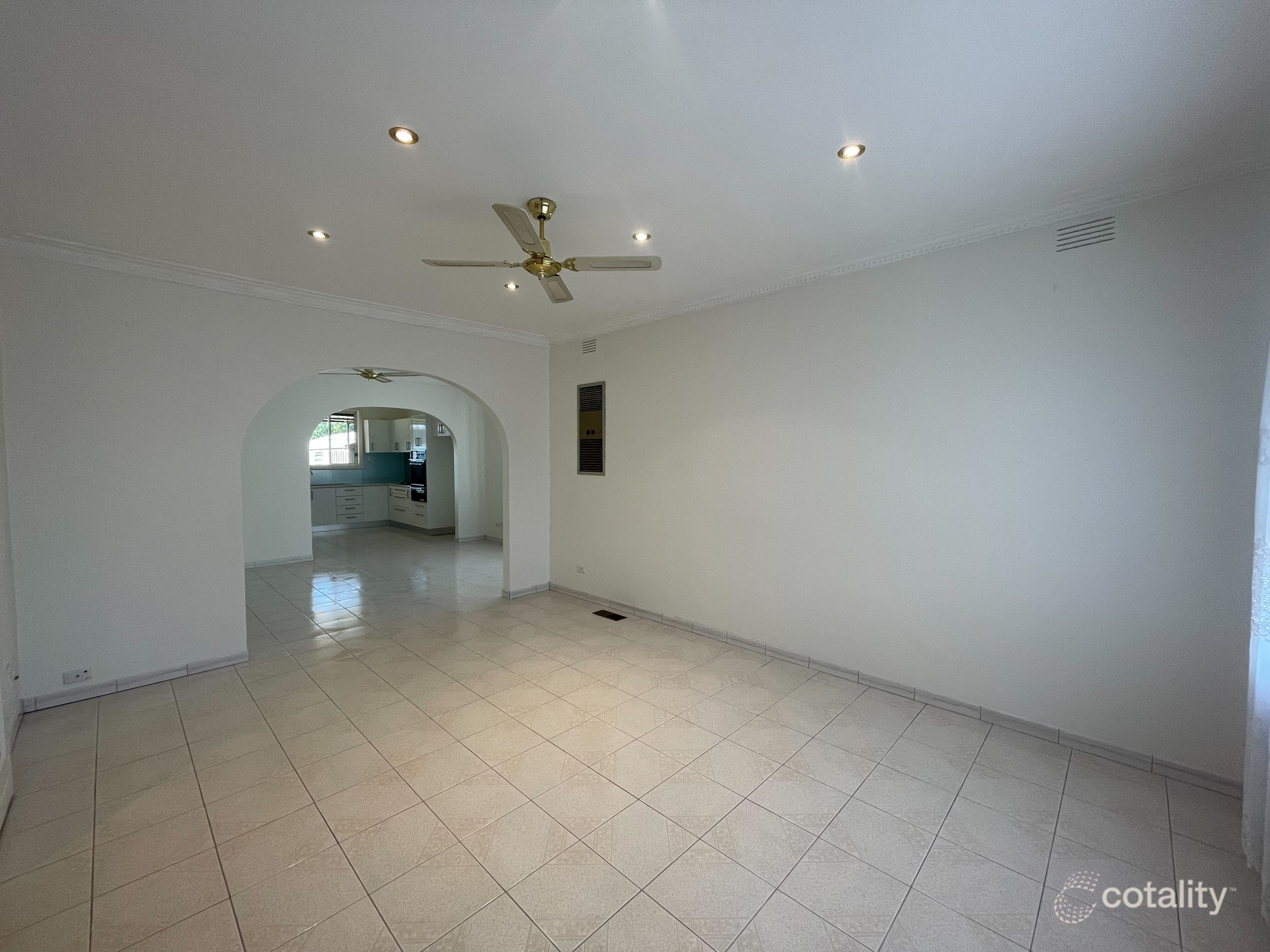 20 Riviera Rd, Avondale Heights, VIC 3034