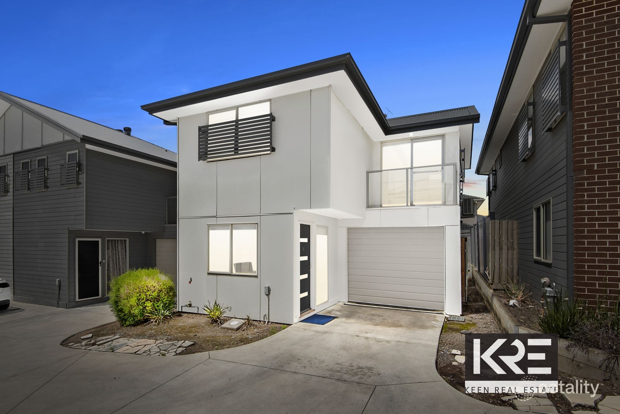 18 Sunshine Ct, Hampton Park, VIC 3976