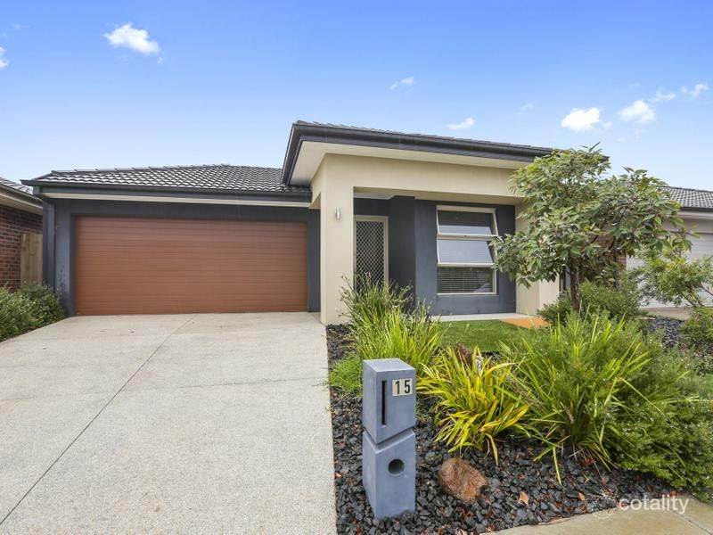 15 Whitfords Dr, Armstrong Creek, VIC 3217