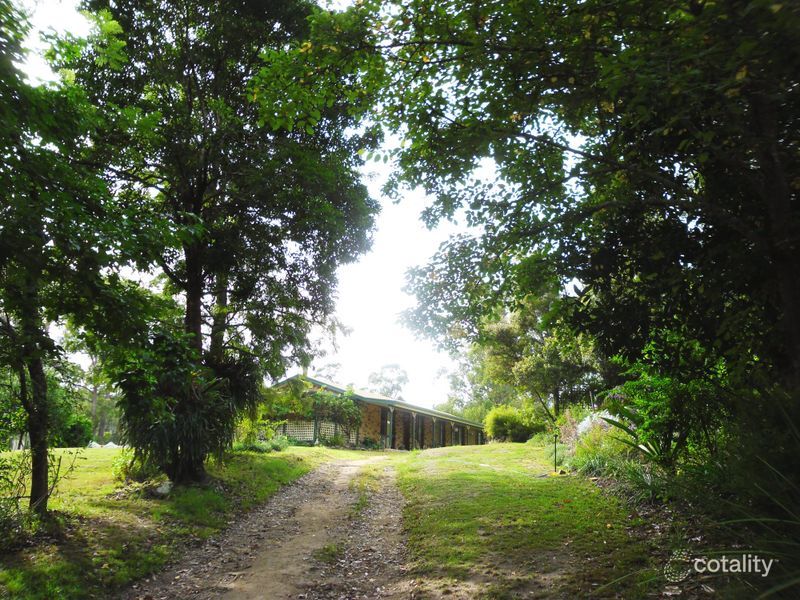 552 Larrys Mountain Rd, Mogendoura, NSW 2537