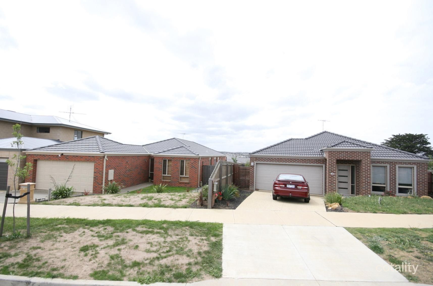 43 Pethajohn Pde, Grovedale, VIC 3216
