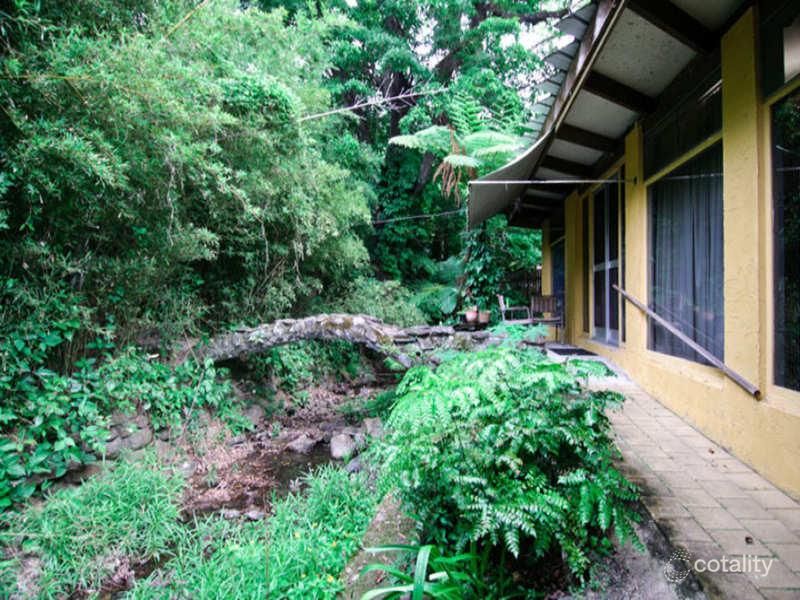 39 Hardwick St, Stratford, QLD 4870