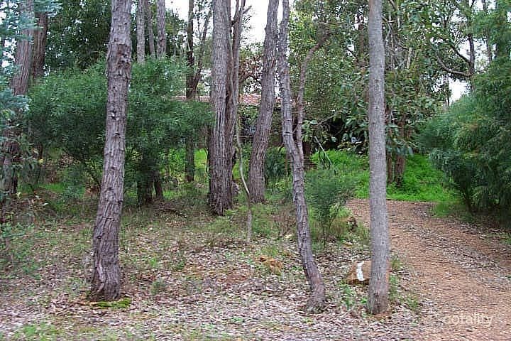 1 Barbigal Rd, Roleystone, WA 6111