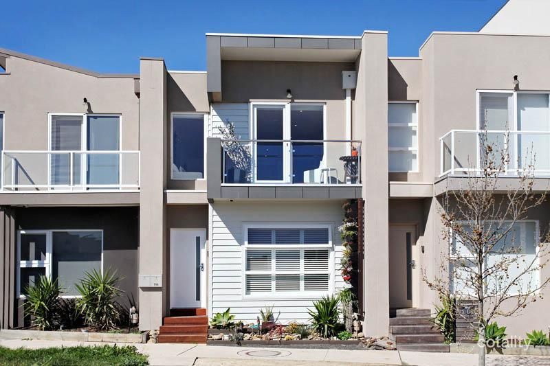 114 The Esplanade, Caroline Springs, VIC 3023