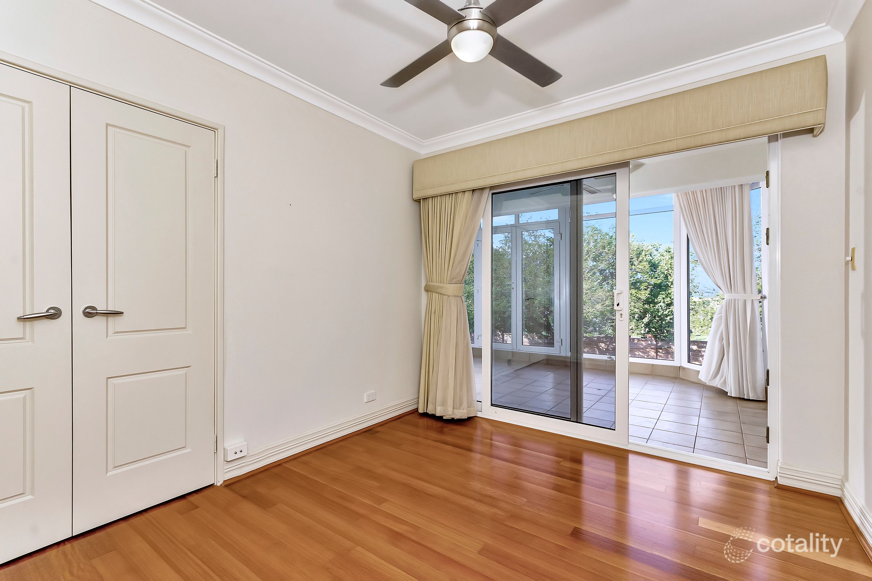 2/28 Nile St, East Perth, WA 6004