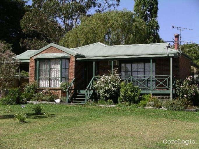 2 Nylander Rd, Bunyip, VIC 3815