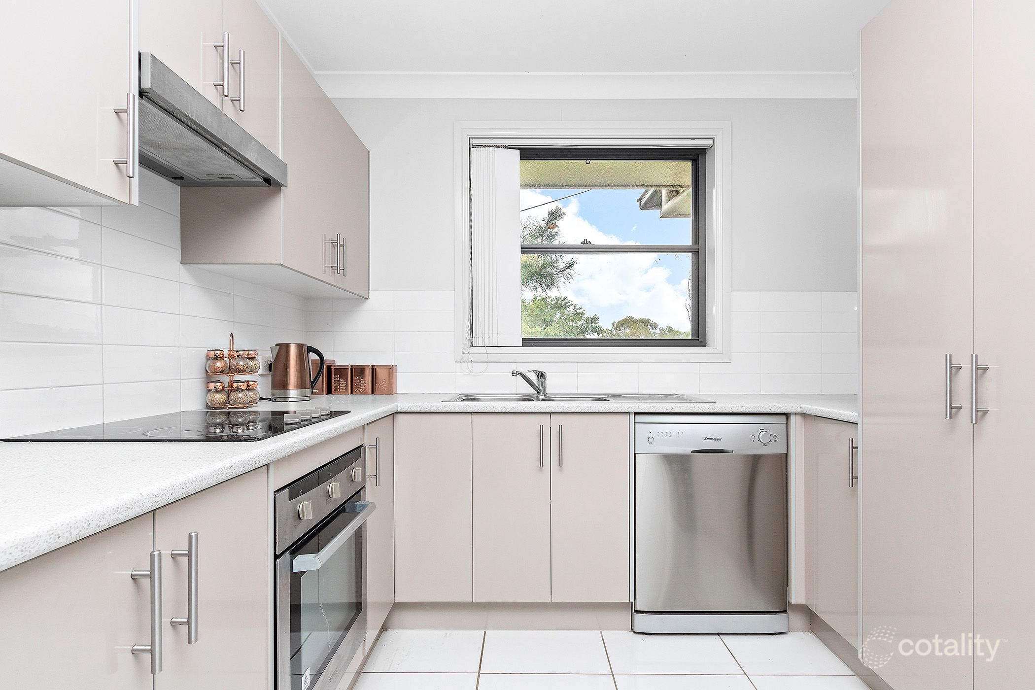 1/7 Windermere Rd, Lochinvar, NSW 2321