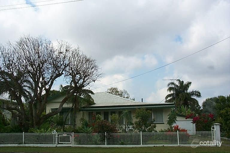 18 Lloyd St, West Mackay, QLD 4740